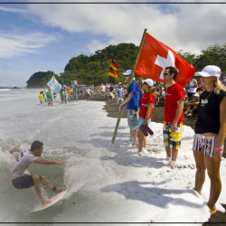 MikeJuckerHawai’i grüsst das Schweizer Surfteam