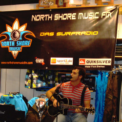 „Shopping unplugged“ by North Shore Music FM